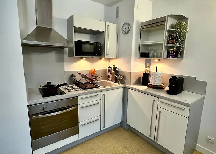 Avec Piscine * Parigi